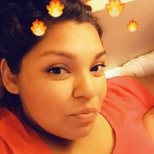 Meet your Posher, Monique